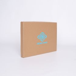 Postpack Kraft personnalisable 36,5x24,5x3 CM | POSTPACK | IMPRESSION EN SÉRIGRAPHIE SUR UNE FACE EN UNE COULEUR