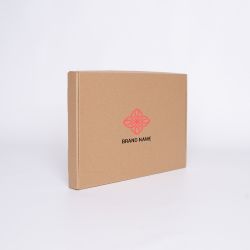 Postpack Kraft personnalisable 36,5x24,5x3 CM | POSTPACK | IMPRESSION EN SÉRIGRAPHIE SUR UNE FACE EN DEUX COULEURS